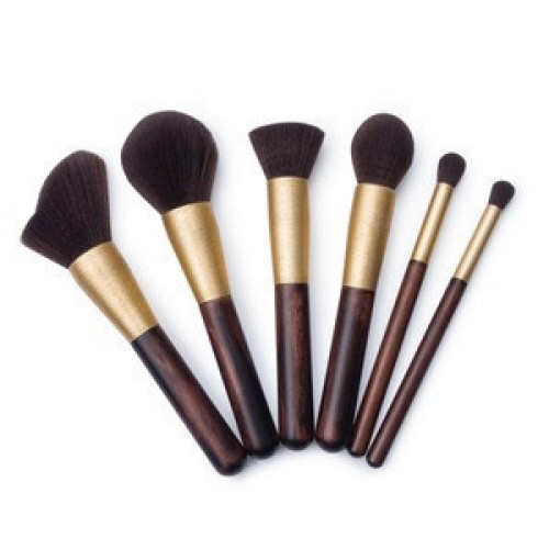 Portable Makeup Brush Tool Kit With Cosmetic Bag